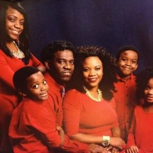 Meet your Posher, Carine